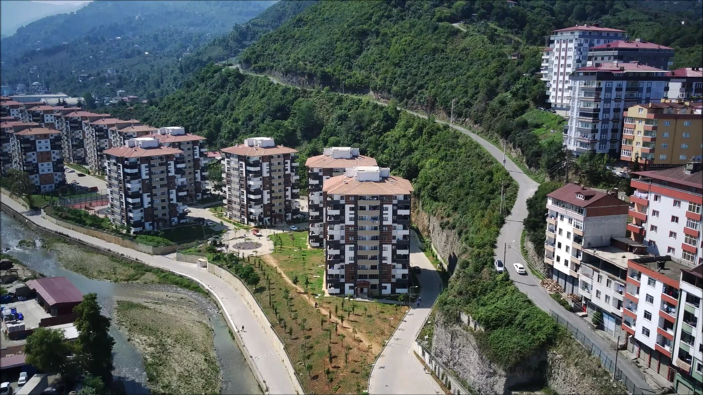 Land efge egeetreed r3trr rrgt 4gt45 43fssrf efrgrgf rewedf qdfthkhuzt efgtrhreg